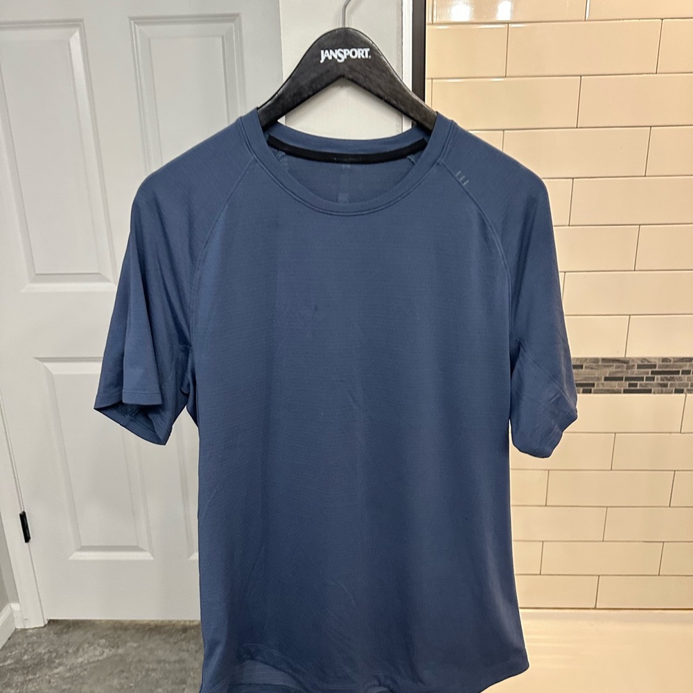Lululemon License to Train Short-Sleeve Shirt